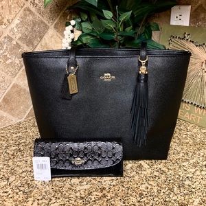 Coach Tote and Wallet Set
